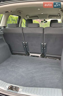 Минивэн Ford C-Max 2011 в 