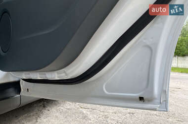 Минивэн Ford C-Max 2013 в 