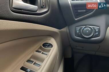 Минивэн Ford C-Max 2013 в 