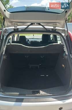 Минивэн Ford C-Max 2010 в 