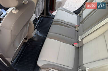 Минивэн Ford C-Max 2013 в 