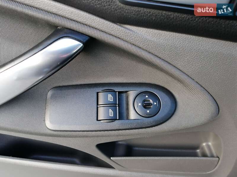 Мінівен Ford C-Max 2010 в Рівному