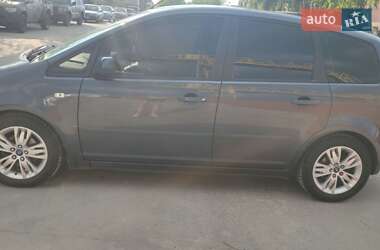 Минивэн Ford C-Max 2009 в 