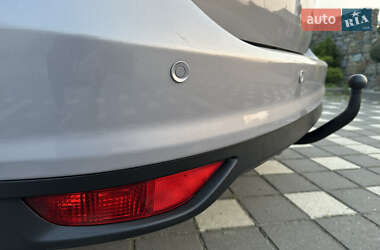 Минивэн Ford C-Max 2012 в 