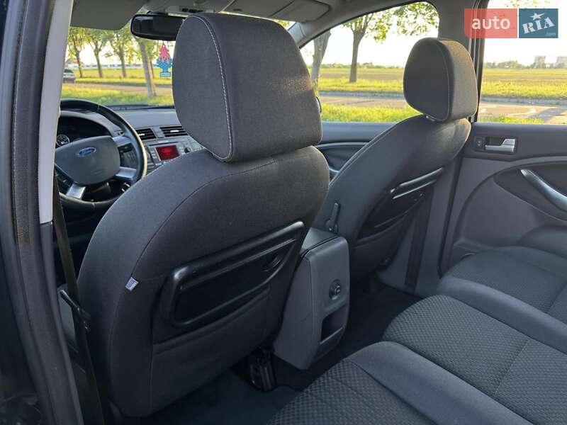 Минивэн Ford C-Max 2007 в Каменском фото 21 Минивэн Ford C-Max 2007 в Каменском