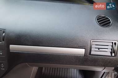 Минивэн Ford C-Max 2006 в 