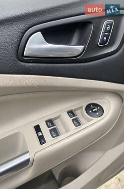 Минивэн Ford C-Max 2015 в 