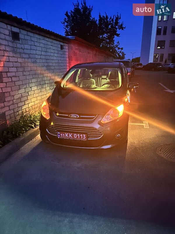 Минивэн Ford C-Max 2016 в Киеве