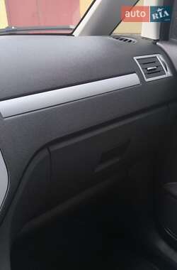 Мінівен Ford C-Max 2007 в 