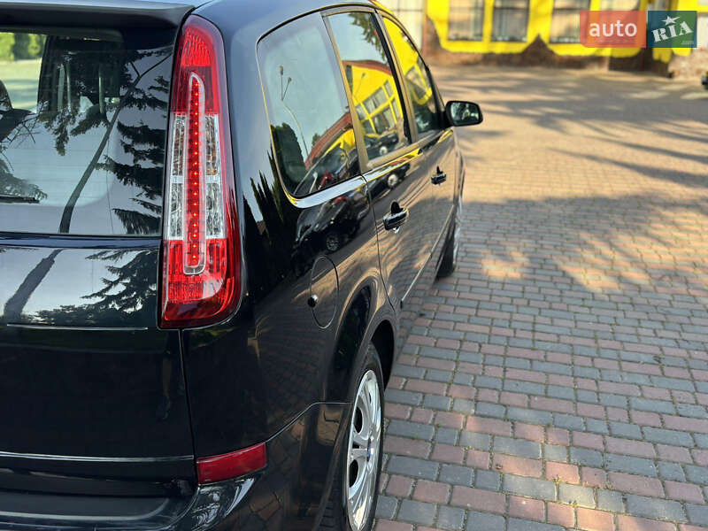 Минивэн Ford C-Max 2009 в Вознесенске