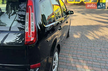 Минивэн Ford C-Max 2009 в 