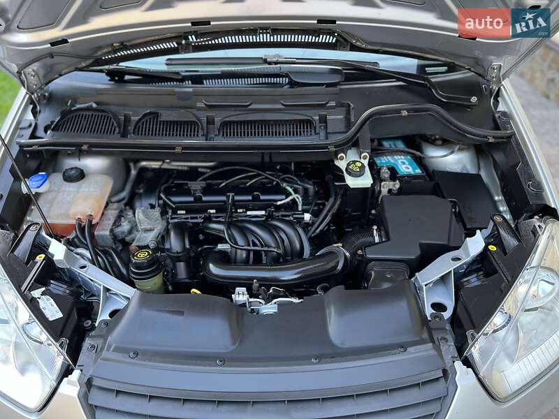 Минивэн Ford C-Max 2007 в Сарнах