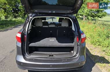 Мінівен Ford C-Max 2015 в 