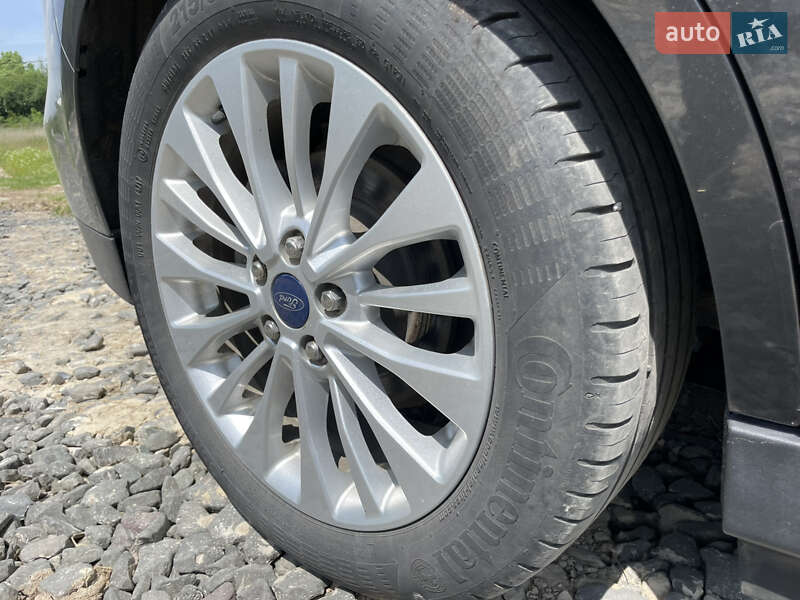 Минивэн Ford C-Max 2017 в Луцке