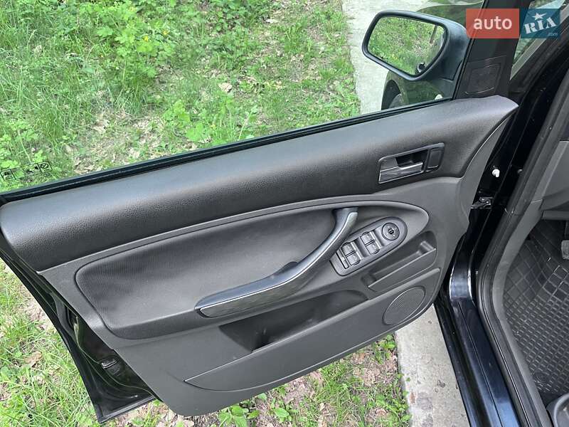 Минивэн Ford C-Max 2008 в Рожище