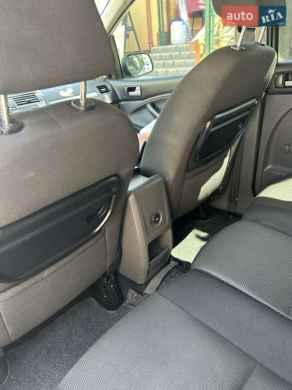 Минивэн Ford C-Max 2010 в Борщеве