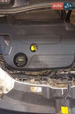 Мінівен Ford C-Max 2011 в 