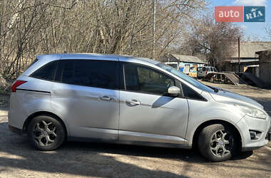 Минивэн Ford C-Max 2012 в 