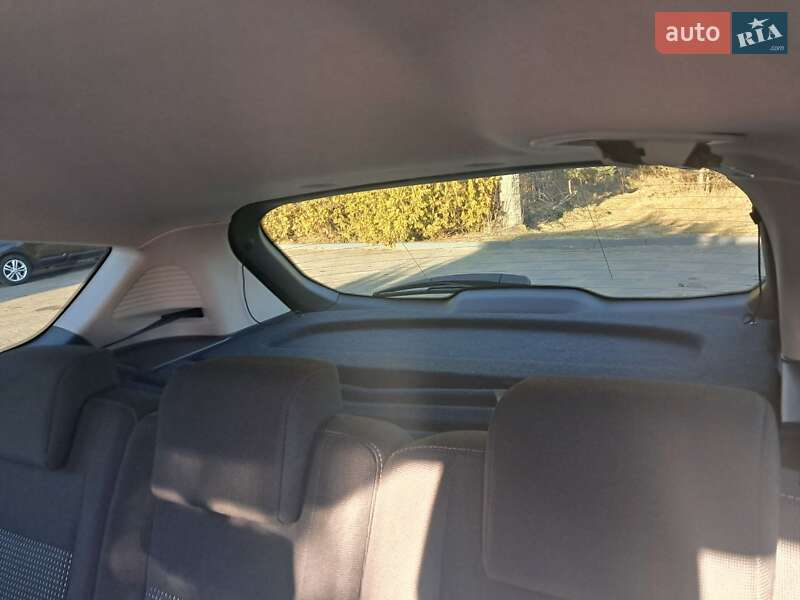 Мінівен Ford C-Max 2014 в Львові