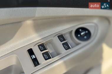 Минивэн Ford C-Max 2013 в 