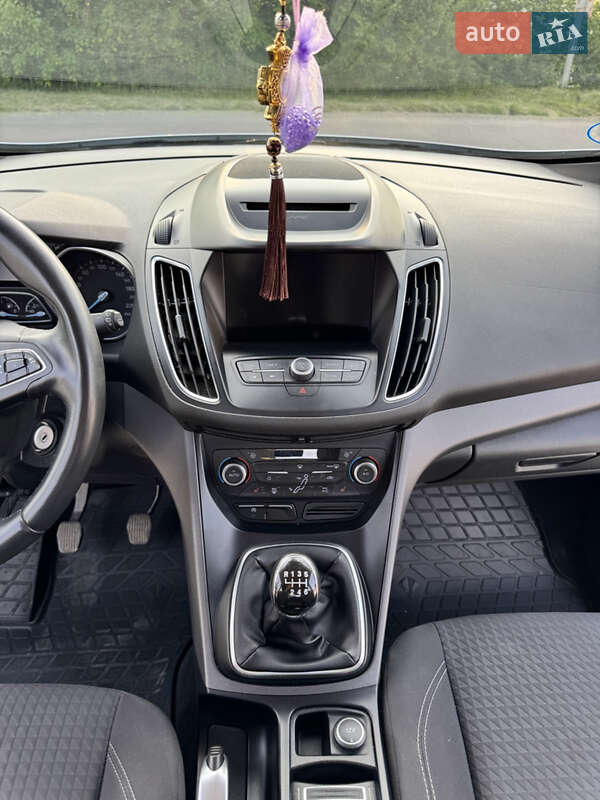 Минивэн Ford C-Max 2016 в Староконстантинове