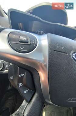 Мінівен Ford C-Max 2013 в 