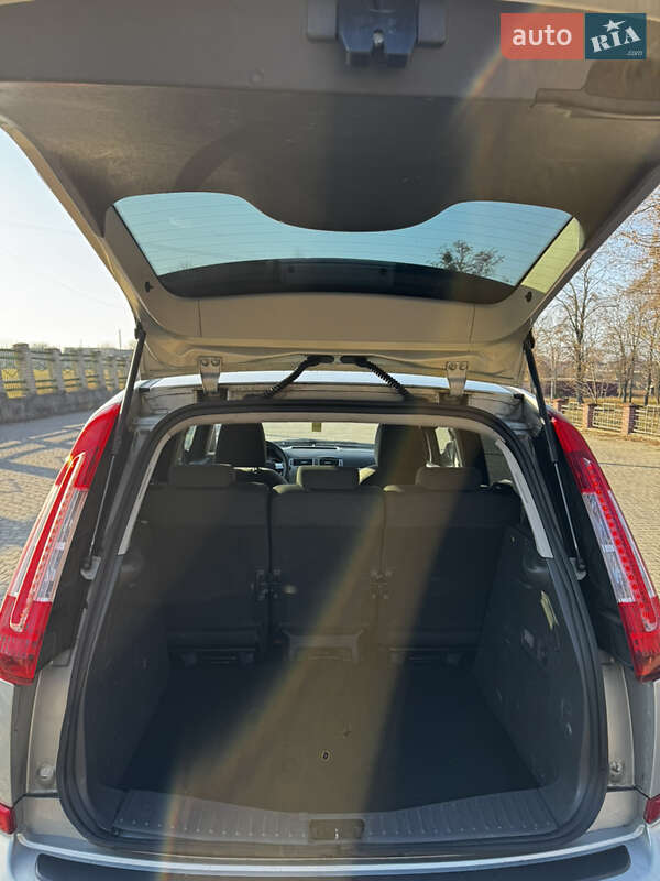 Минивэн Ford C-Max 2010 в Владимирце
