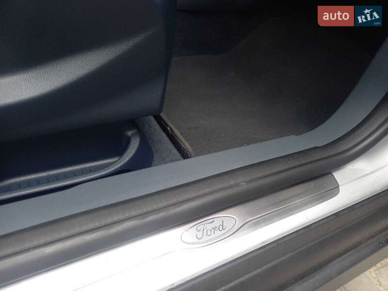 Минивэн Ford C-Max 2013 в Черкассах