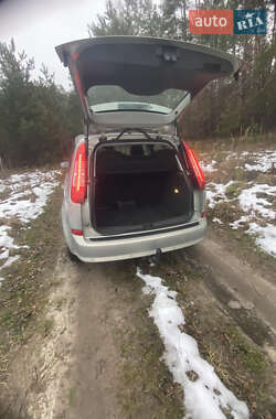 Минивэн Ford C-Max 2010 в 
