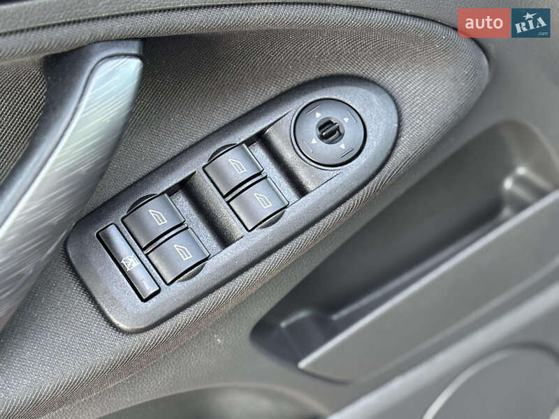 Минивэн Ford C-Max 2007 в Вознесенске