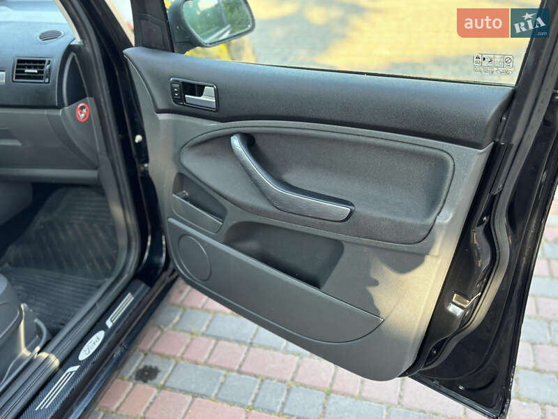 Минивэн Ford C-Max 2007 в Вознесенске