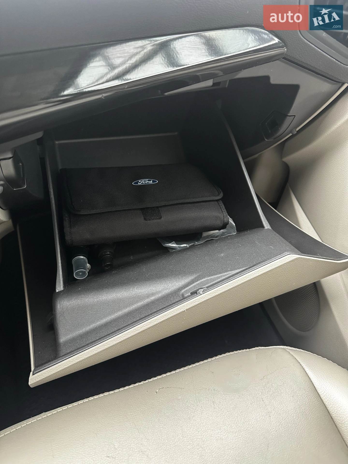 2016 Ford C-MAX - мініатюра 21