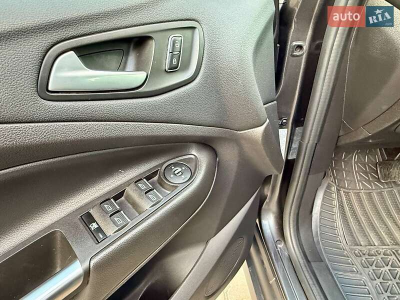 Мінівен Ford C-Max 2015 в Одесі