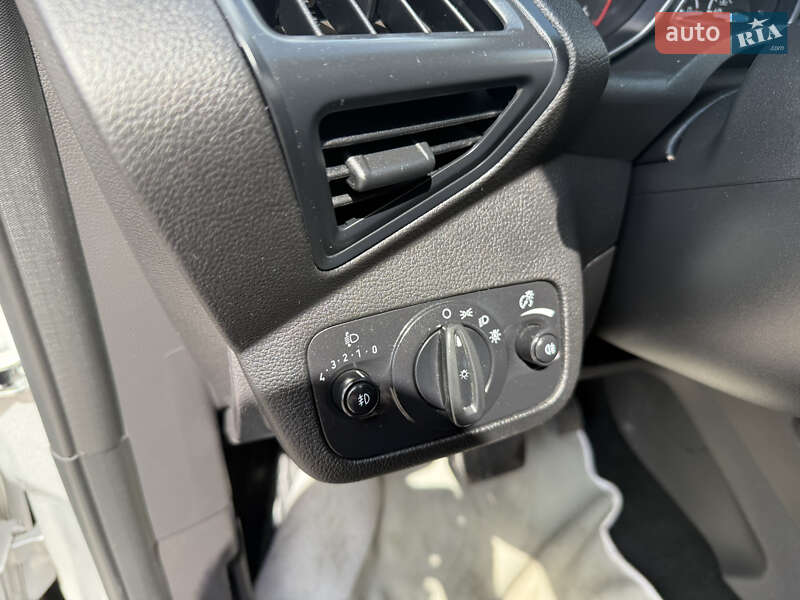 Мінівен Ford C-Max 2018 в Нововолинську