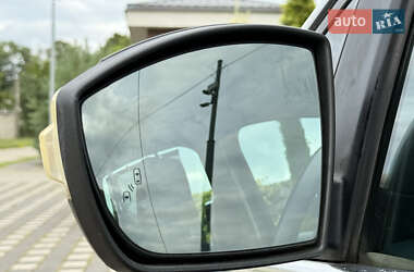Минивэн Ford C-Max 2011 в 