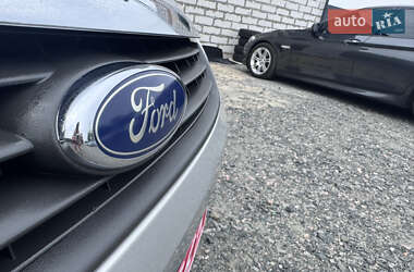 Мінівен Ford C-Max 2010 в 