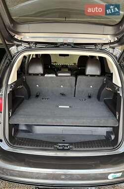 Минивэн Ford C-Max 2015 в 