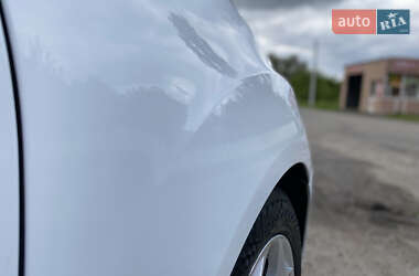 Мінівен Ford C-Max 2013 в 