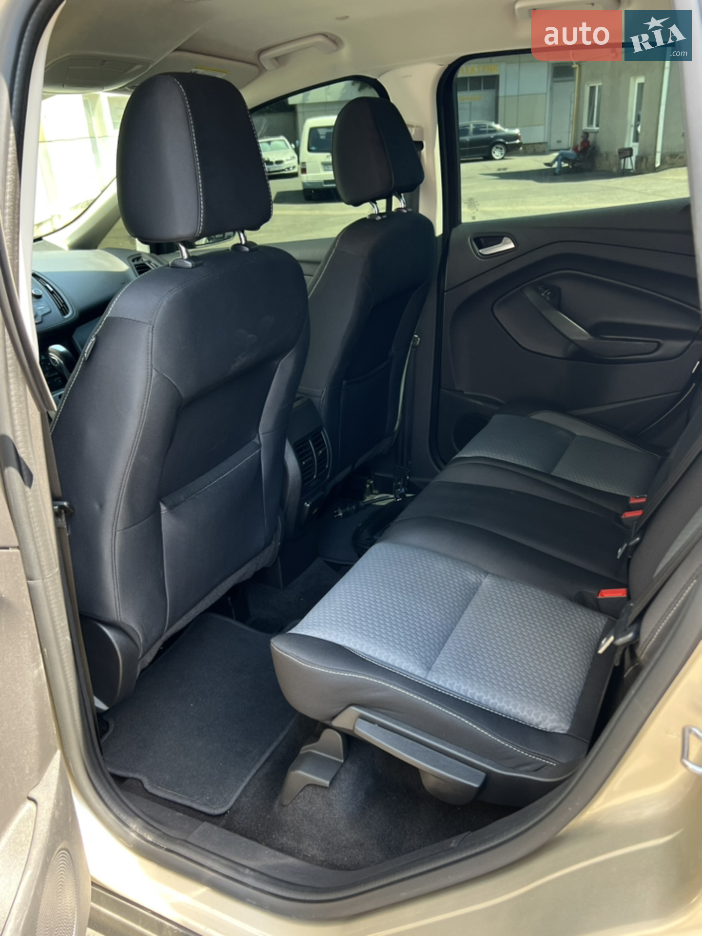 2017 Ford C-MAX - мініатюра 32
