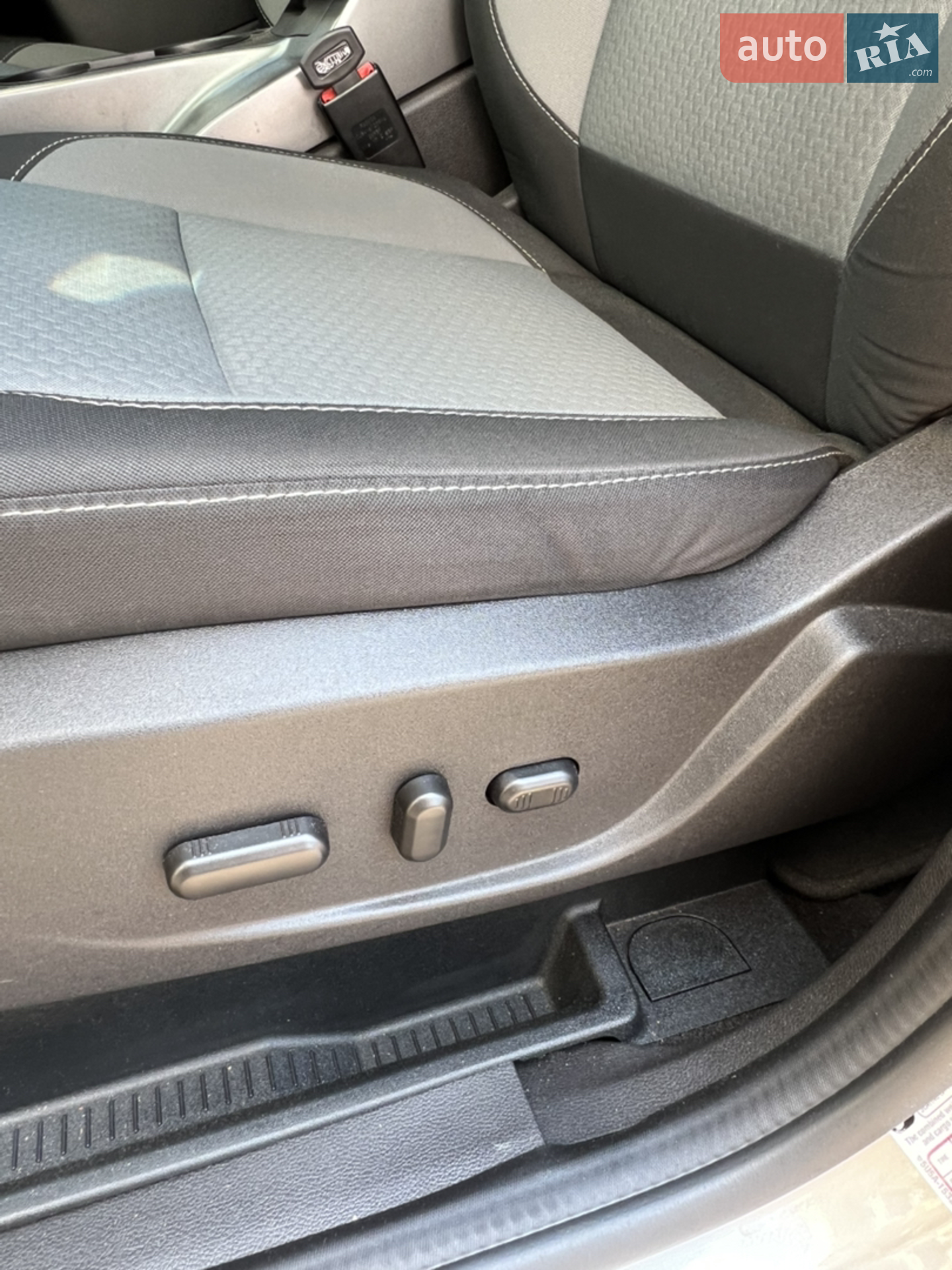 2017 Ford C-MAX - мініатюра 27