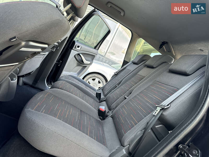 Минивэн Ford C-Max 2010 в Дрогобыче