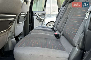 Минивэн Ford C-Max 2010 в 