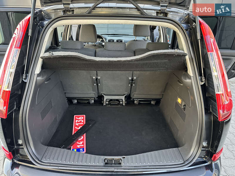 Минивэн Ford C-Max 2010 в Дрогобыче