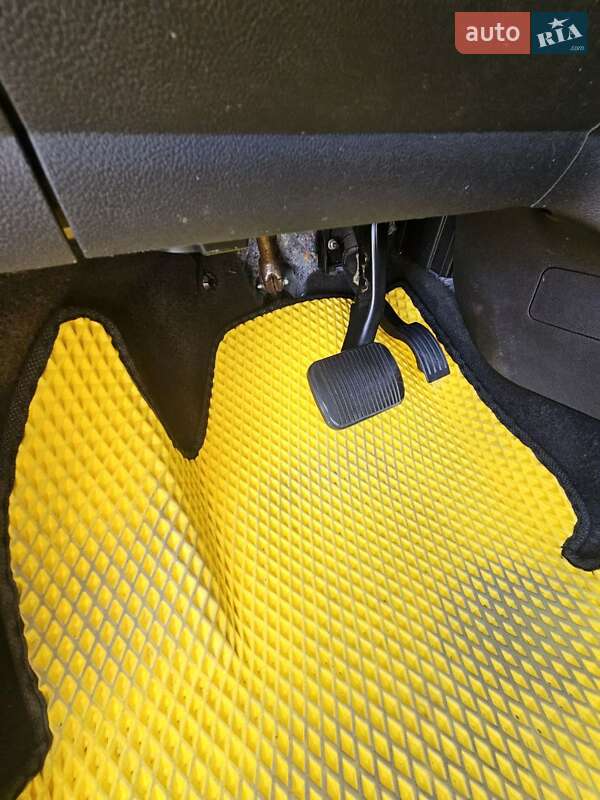 Минивэн Ford C-Max 2017 в Днепре
