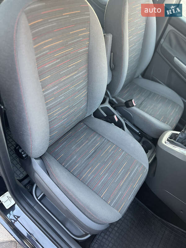 Минивэн Ford C-Max 2008 в Луцке