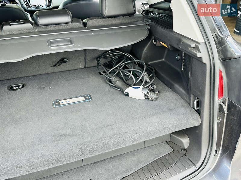 Минивэн Ford C-Max 2016 в Харькове