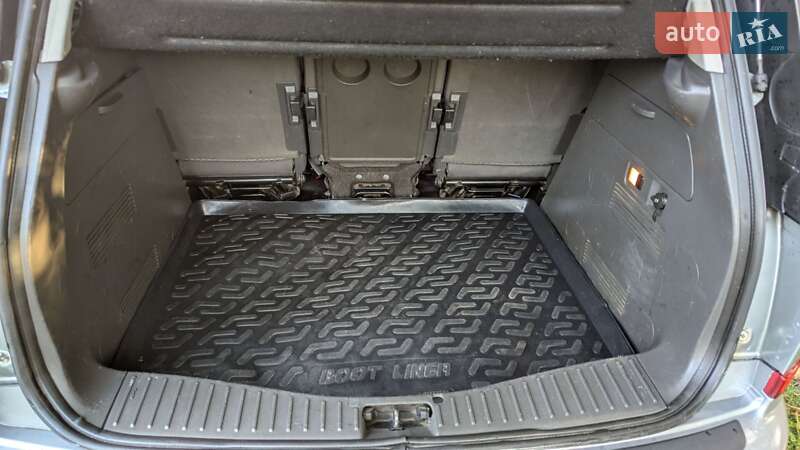 Минивэн Ford C-Max 2003 в Василькове