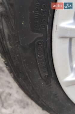 Мінівен Ford C-Max 2013 в 