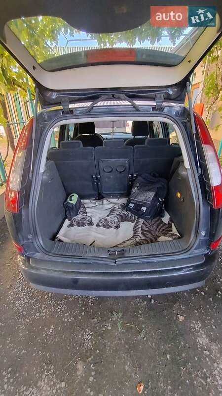 Минивэн Ford C-Max 2004 в Ужгороде
