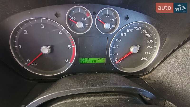 Минивэн Ford C-Max 2004 в Ужгороде